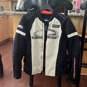 Women’s large Harley Davidson bomber jacket